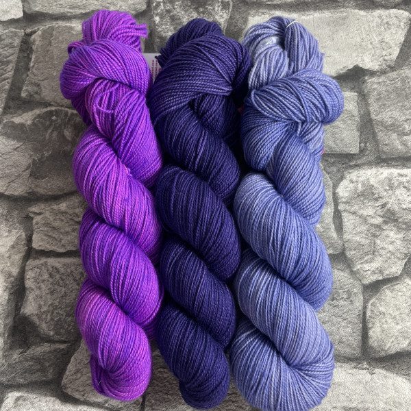 Hangefärbte Wolle -  Color Craving – Kit 21. Hier online kaufen.